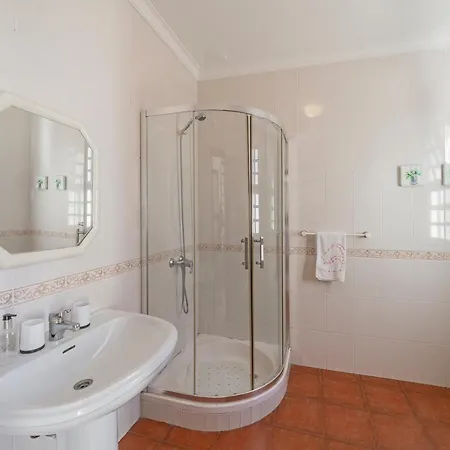 Ourmadeira - Vista Sol, Grand Traditional * Funchal (Madeira)